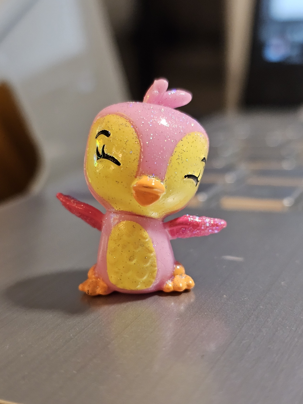 Hatchimals COLLECTABLE Pink Penguin Spring Sparkly Rare Mint
